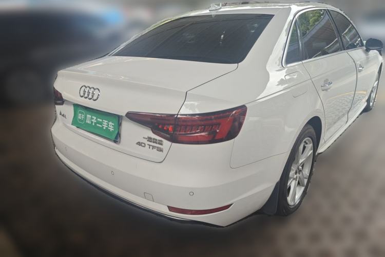 Used Audi A4L 2018 30th Anniversary Edition 40 TFSI Trendy Model Rear Right 45 Deg