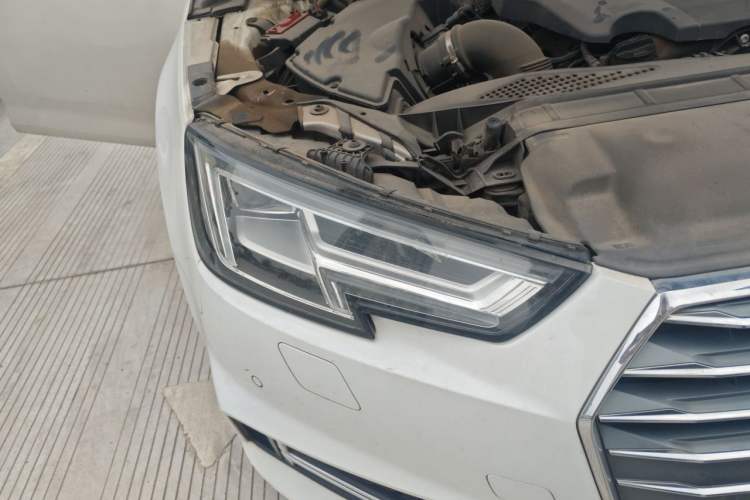 Used Audi A4L 2018 30th Anniversary Edition 40 TFSI Fashion Model Right Front Headlight