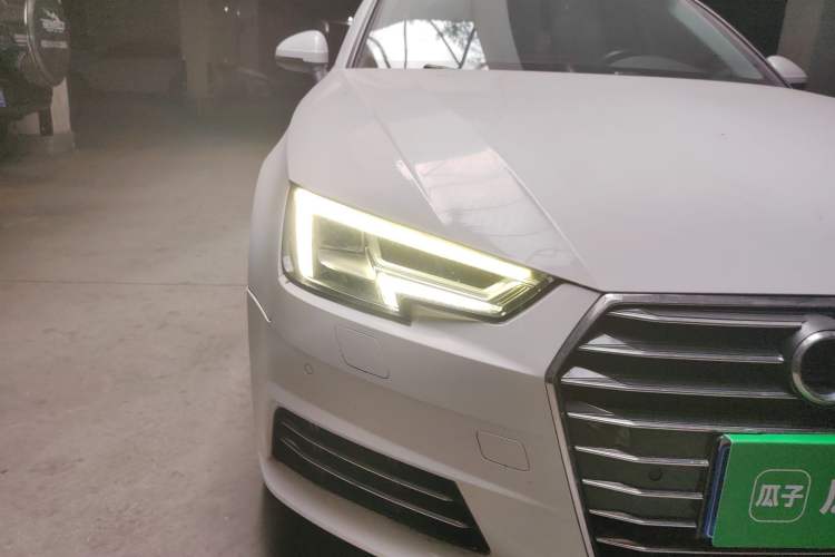 Used Audi A4L 2018 30th Anniversary Edition 40 TFSI Trendy Model Right Front Headlight