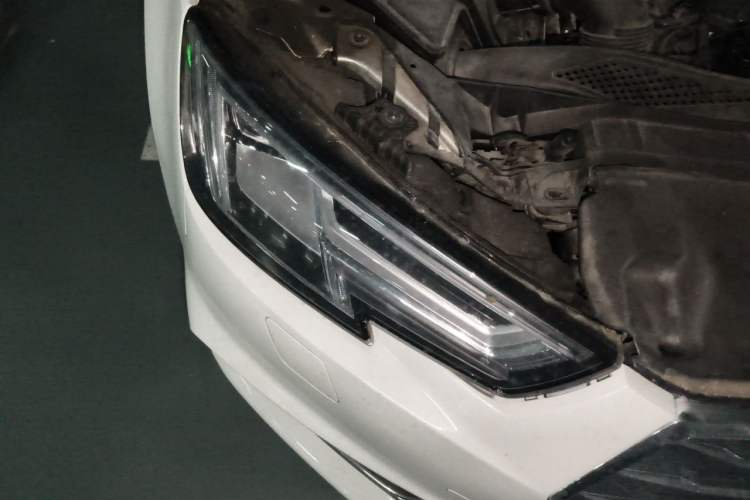Used Audi A4L 2018 30th Anniversary Edition 40 TFSI Fashion Model Right Front Headlight