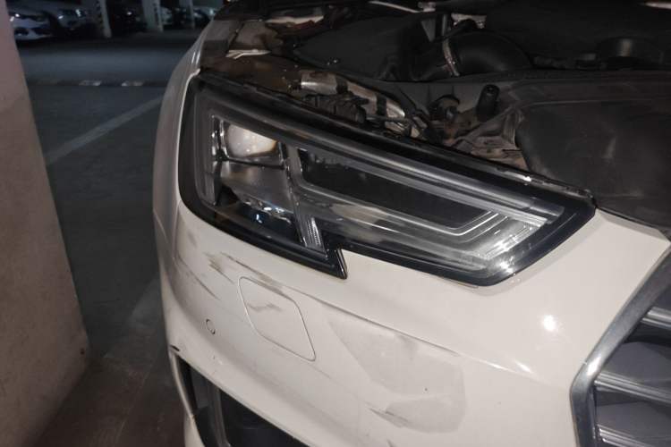 Used Audi A4L 2018 30th Anniversary Edition 40 TFSI Fashion Model Right Front Headlight