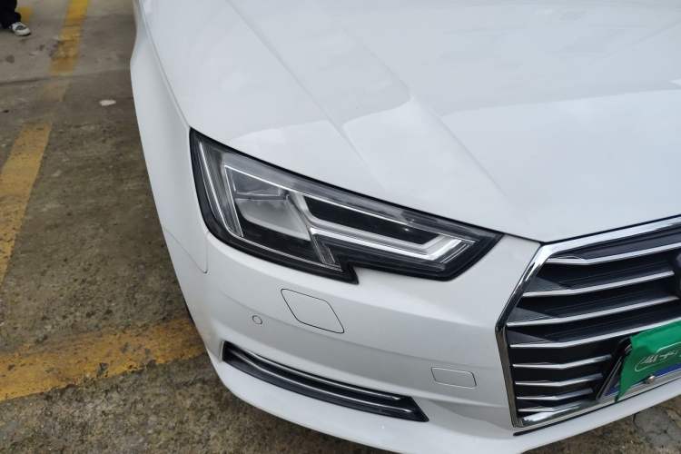 Used Audi A4L 2018 30th Anniversary Edition 40 TFSI Trendy Model Right Front Headlight