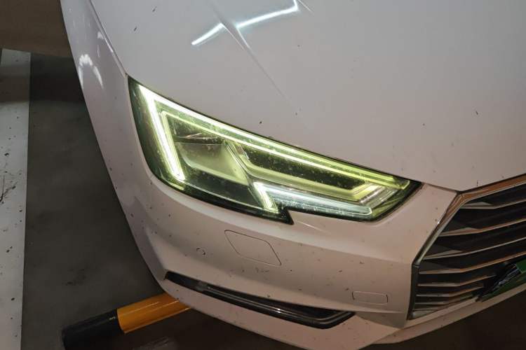 Used Audi A4L 2018 30th Anniversary Edition 40 TFSI Fashion Model Right Front Headlight