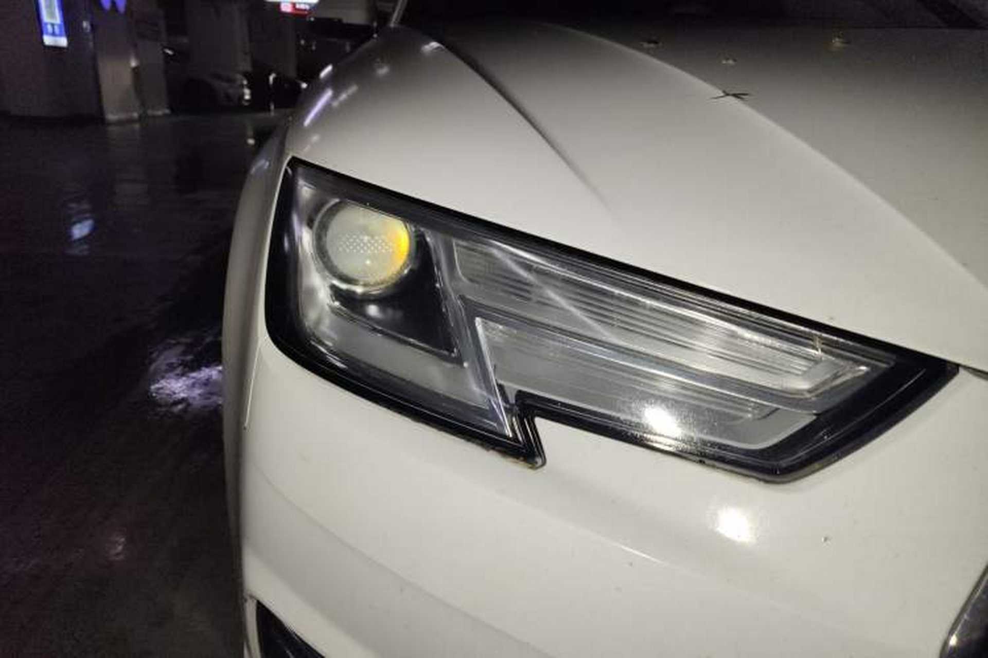 Used Audi A4L 2018 30th Anniversary Edition 30 TFSI Ambition Model Right Front Headlight