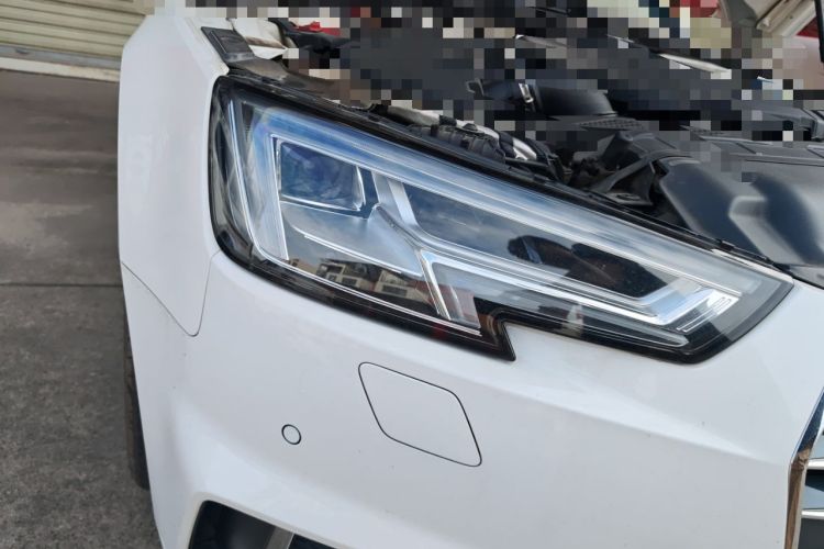 Used Audi A4L 2018 30th Anniversary Edition 40 TFSI Fashion Model Right Front Headlight
