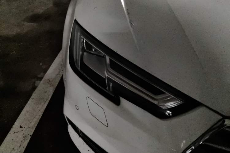 Used Audi A4L 2018 30th Anniversary Edition 45 TFSI quattro Individual Sport Edition Right Front Headlight