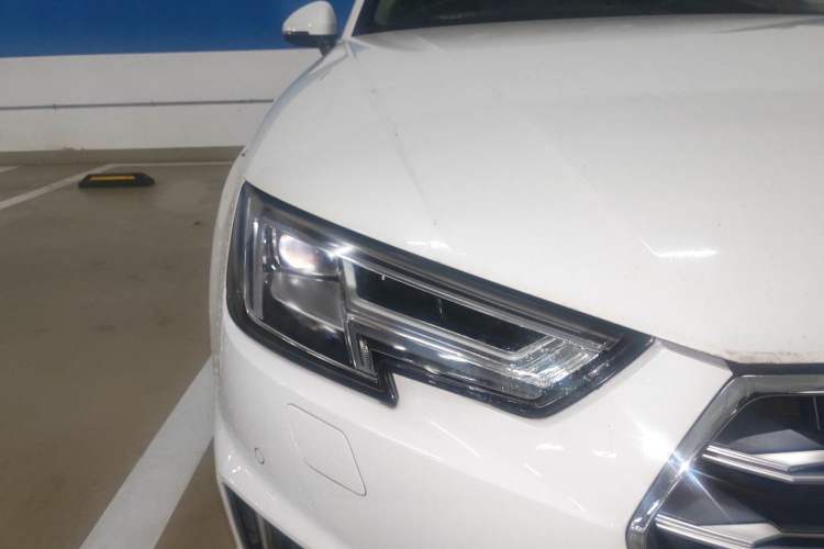 Used Audi A4L 2018 30th Anniversary Edition 40 TFSI Fashion Model Right Front Headlight