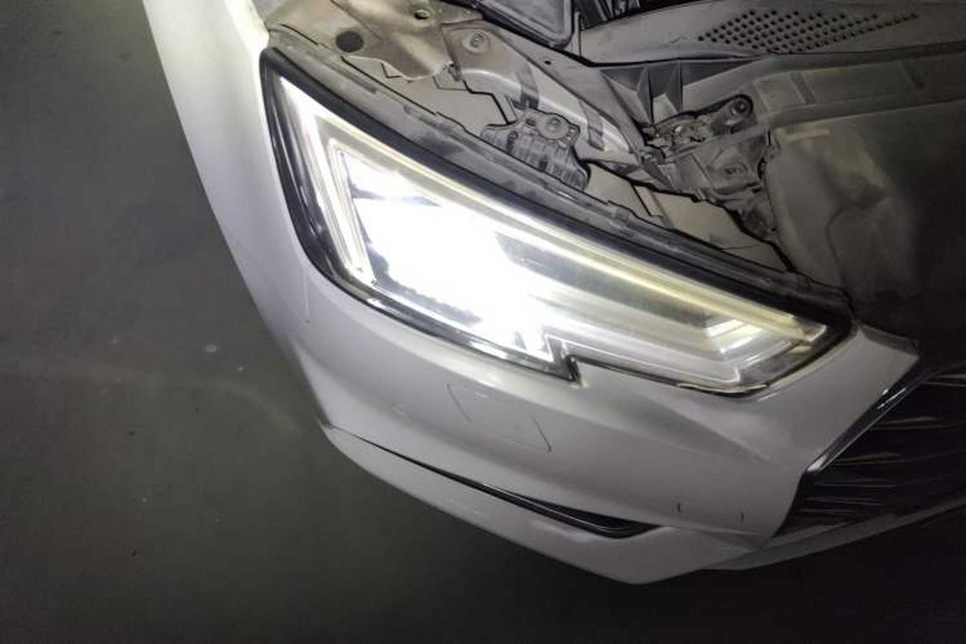 Used Audi A4L 2018 30th Anniversary Edition 40 TFSI Fashion Model Right Front Headlight