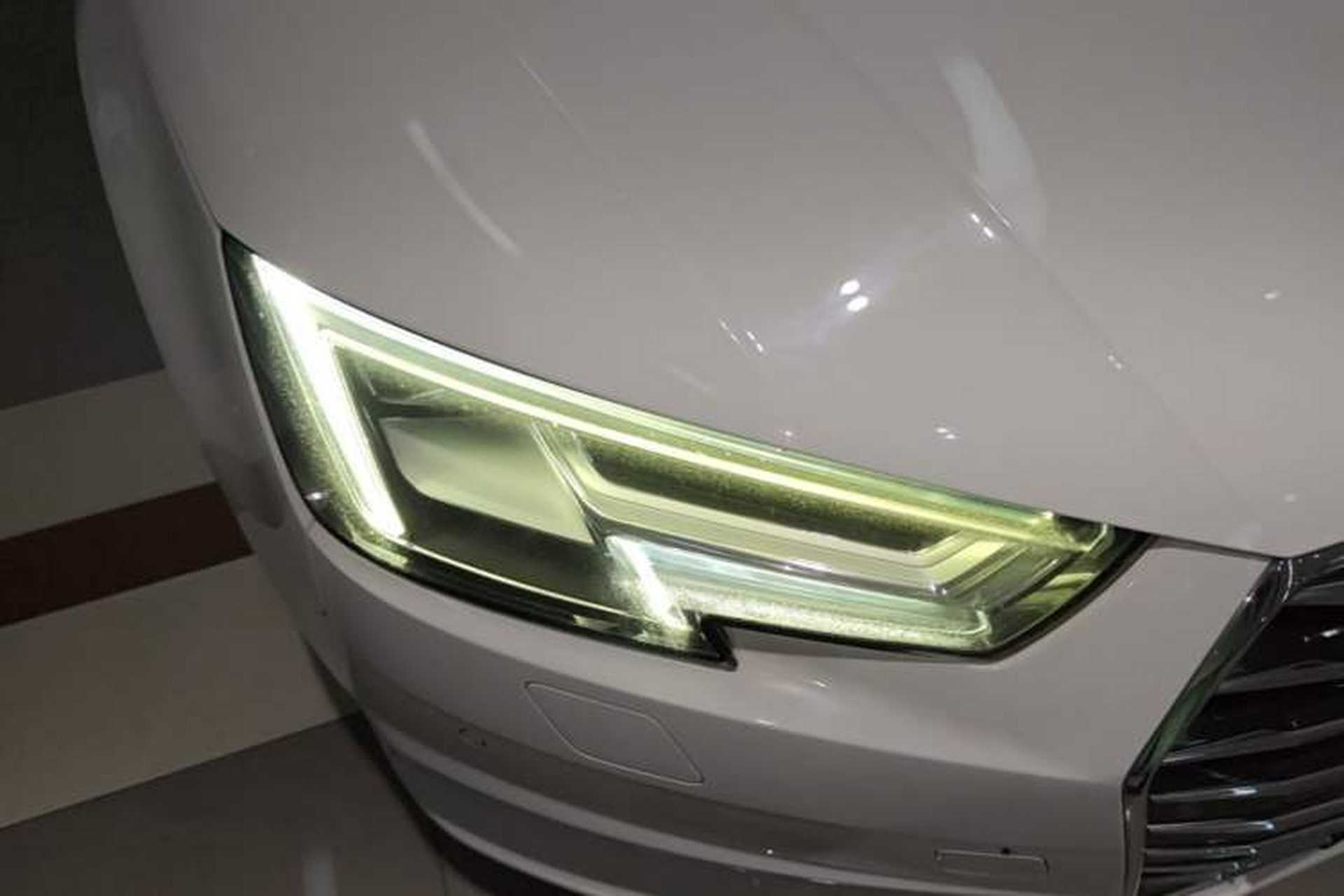 Used Audi A4L 2018 30th Anniversary Edition 40 TFSI Trendy Model Right Front Headlight
