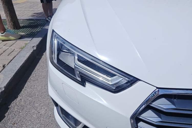 Used Audi A4L 2018 30th Anniversary Edition 40 TFSI Fashion Model Right Front Headlight