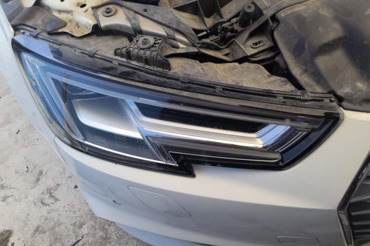 Used Audi A4L 2018 30th Anniversary Edition 40 TFSI Fashion Model Right Front Headlight