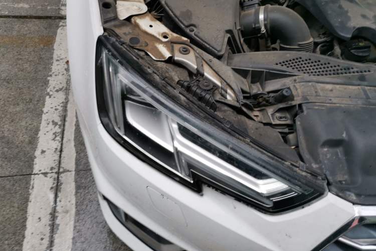 Used Audi A4L 2018 30th Anniversary Edition 40 TFSI Fashion Model Right Front Headlight