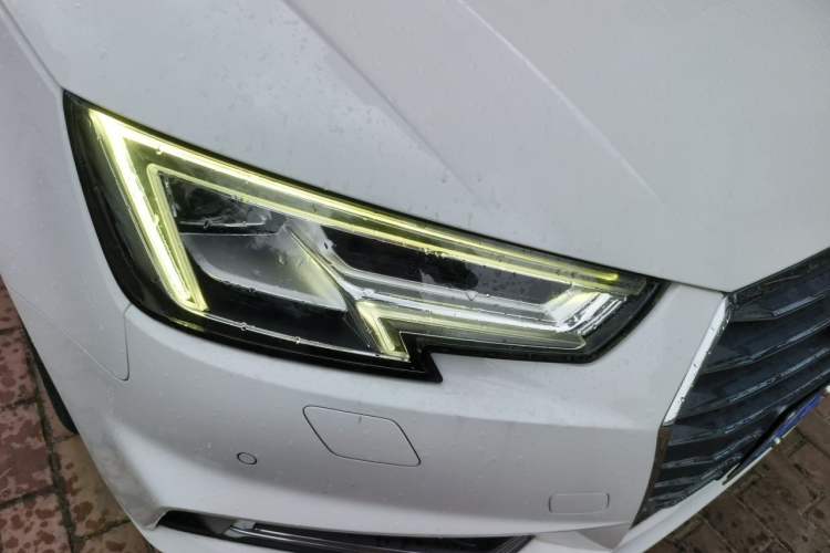 Used Audi A4L 2018 30th Anniversary Edition 40 TFSI Fashion Model Right Front Headlight