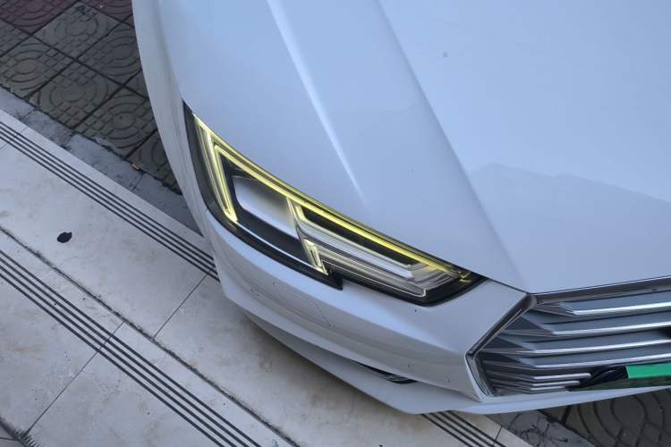 Used Audi A4L 2018 30th Anniversary Edition 40 TFSI Sport Edition Right Front Headlight