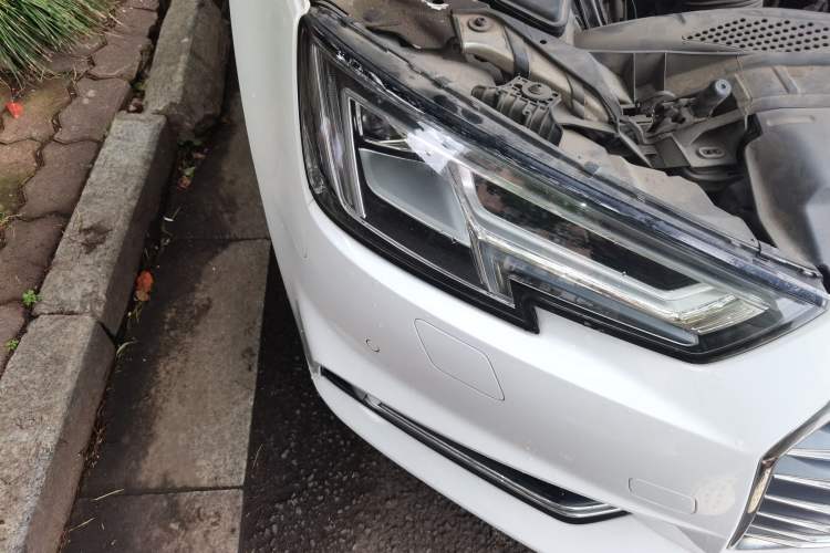 Used Audi A4L 2018 30th Anniversary Edition 40 TFSI Fashion Model Right Front Headlight