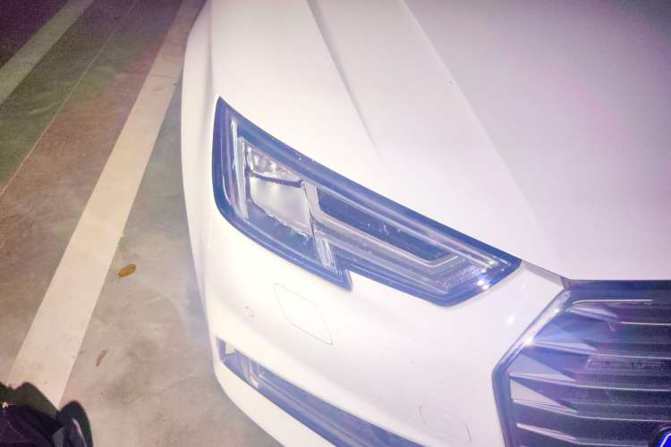 Used Audi A4L 2018 30th Anniversary Edition 45 TFSI quattro Individual Sport Edition Right Front Headlight