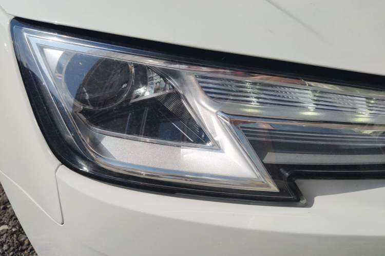 Used Audi A4L 2018 30th Anniversary Edition 30 TFSI Ambition Model Right Front Headlight