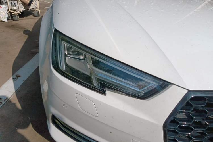 Used Audi A4L 2018 30th Anniversary Edition 40 TFSI Trendy Model Right Front Headlight