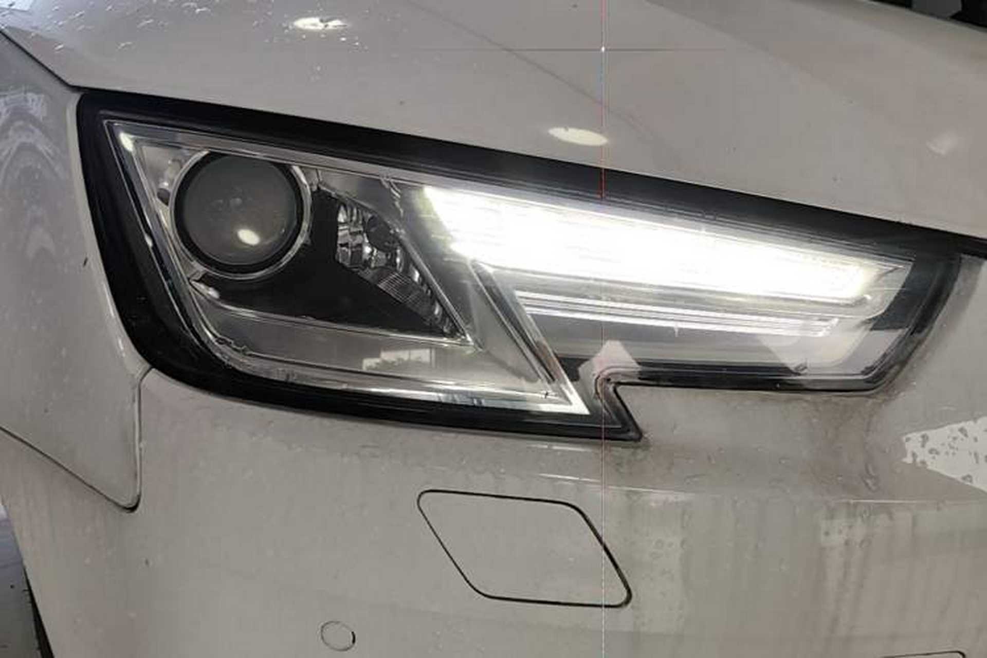 Used Audi A4L 2018 30th Anniversary Edition 40 TFSI Trendy Model Right Front Headlight