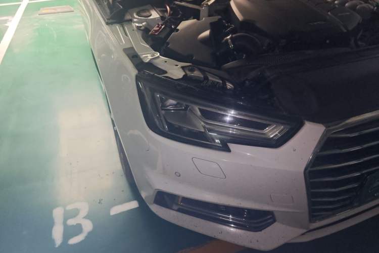 Used Audi A4L 2018 30th Anniversary Edition 40 TFSI Fashion Model Right Front Headlight