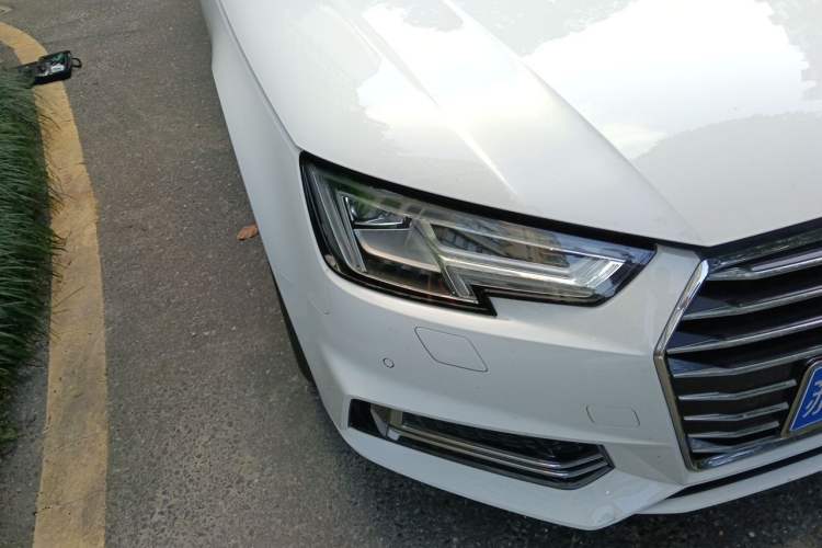 Used Audi A4L 2018 30th Anniversary Edition 40 TFSI Trendy Model Right Front Headlight