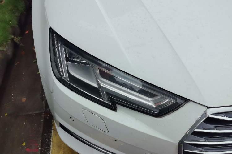 Used Audi A4L 2018 30th Anniversary Edition 40 TFSI Trendy Model Right Front Headlight