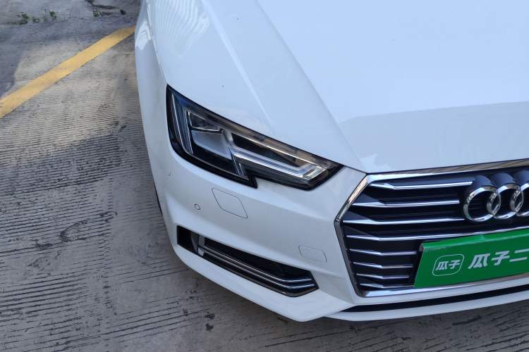 Used Audi A4L 2018 30th Anniversary Edition 40 TFSI Trendy Model Right Front Headlight