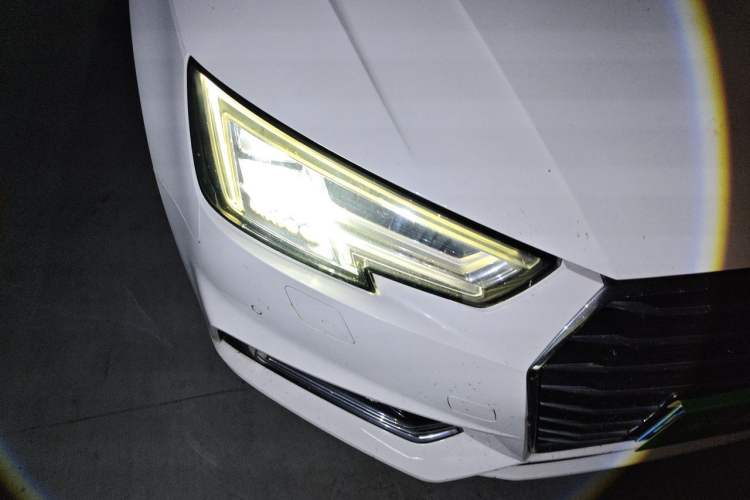 Used Audi A4L 2018 30th Anniversary Edition 40 TFSI Trendy Model Right Front Headlight