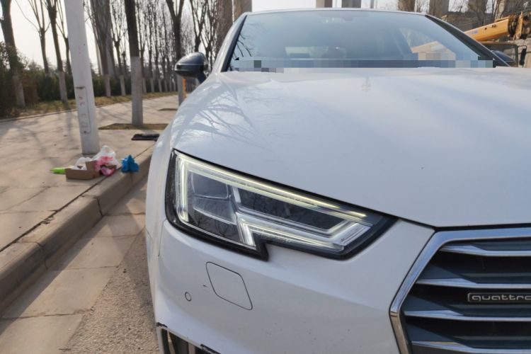 Used Audi A4L 2018 30th Anniversary Edition 45 TFSI quattro Individual Sport Edition Right Front Headlight