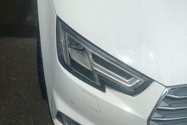 Used Audi A4L 2018 30th Anniversary Edition 40 TFSI Fashion Model Right Front Headlight