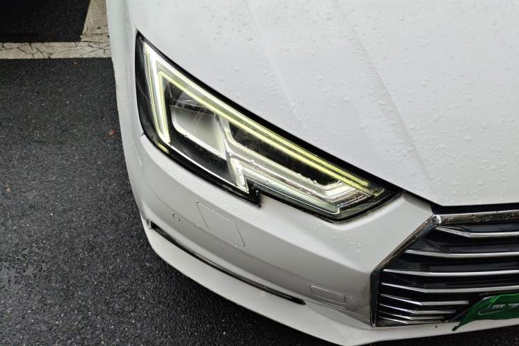 Used Audi A4L 2018 30th Anniversary Edition 40 TFSI Trendy Model Right Front Headlight