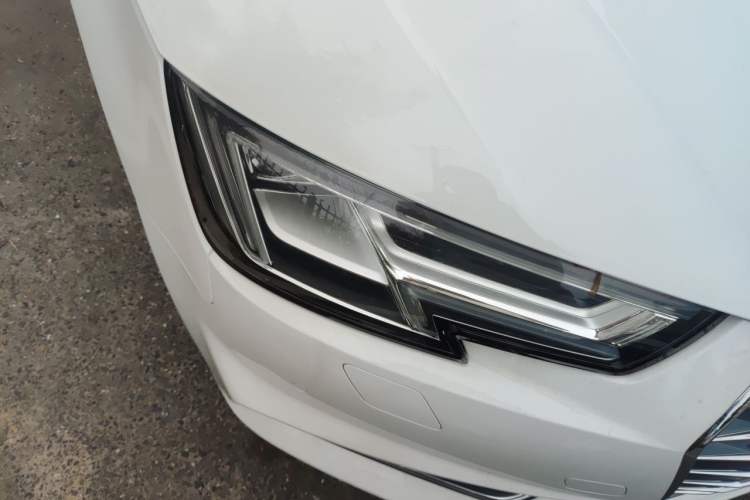 Used Audi A4L 2018 30th Anniversary Edition 40 TFSI Fashion Model Right Front Headlight
