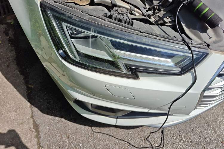 Used Audi A4L 2018 30th Anniversary Edition 40 TFSI Fashion Model Right Front Headlight