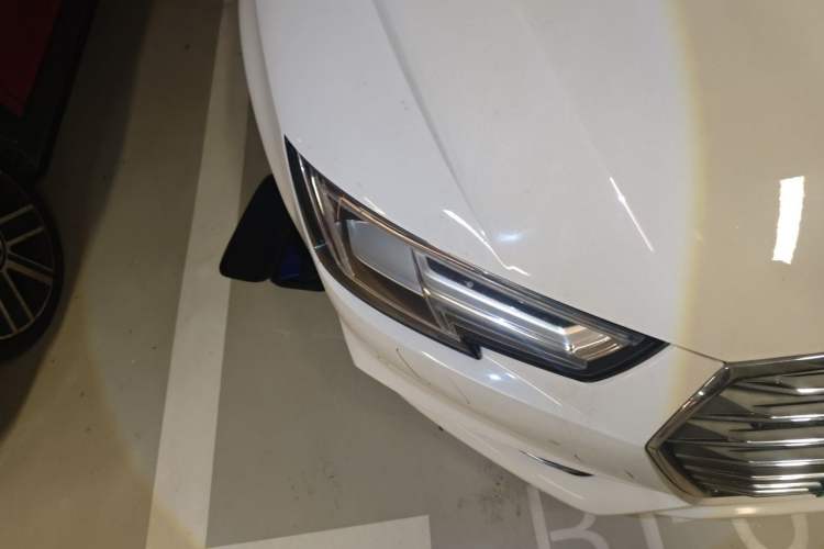 Used Audi A4L 2018 30th Anniversary Edition 45 TFSI quattro Individual Sport Edition Right Front Headlight