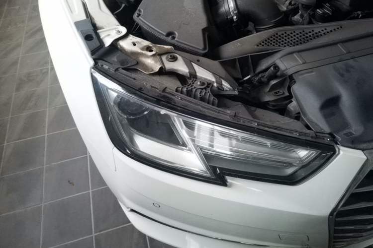Used Audi A4L 2018 30th Anniversary Edition 40 TFSI Trendy Model Right Front Headlight