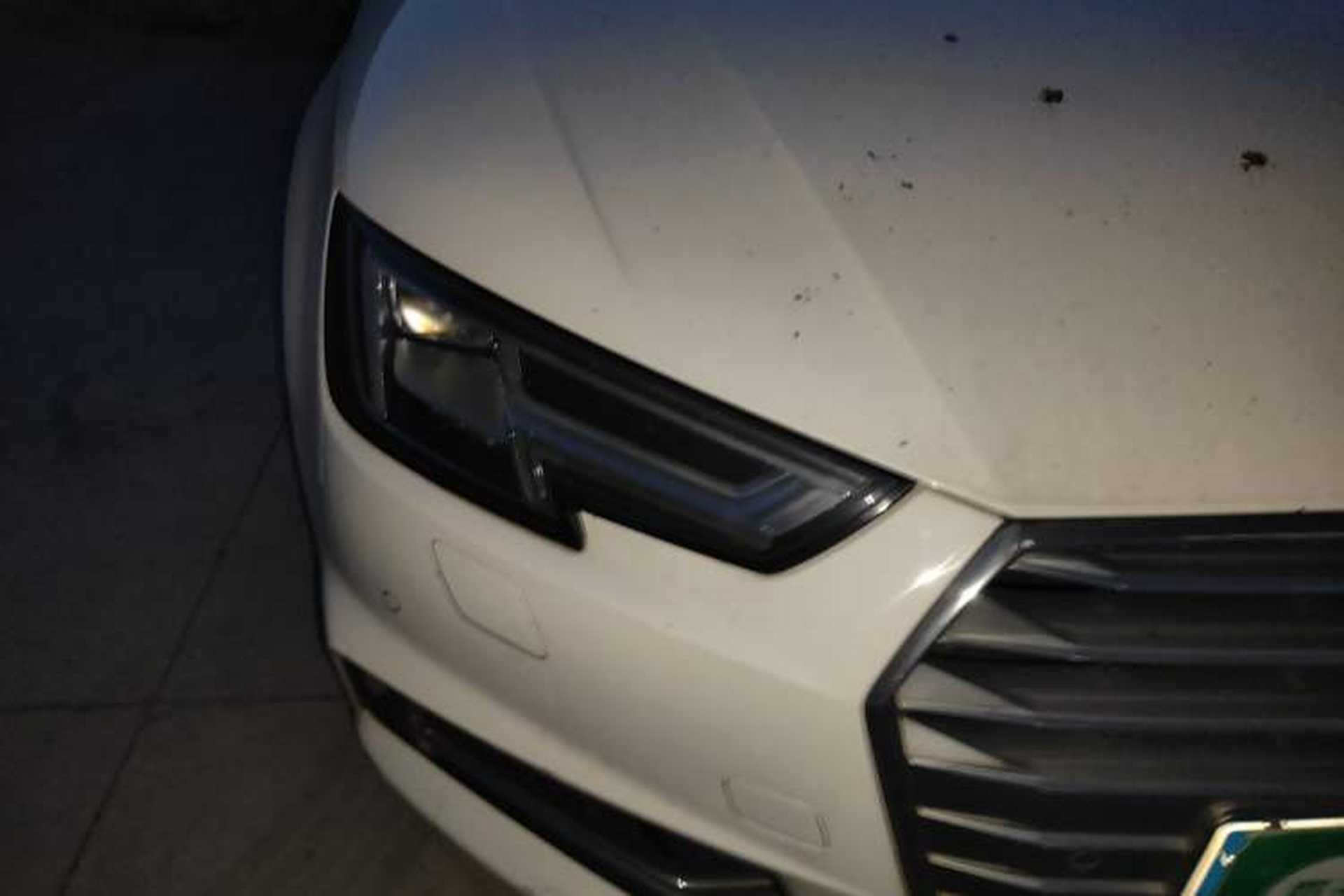 Used Audi A4L 2018 30th Anniversary Edition 40 TFSI Fashion Model Right Front Headlight