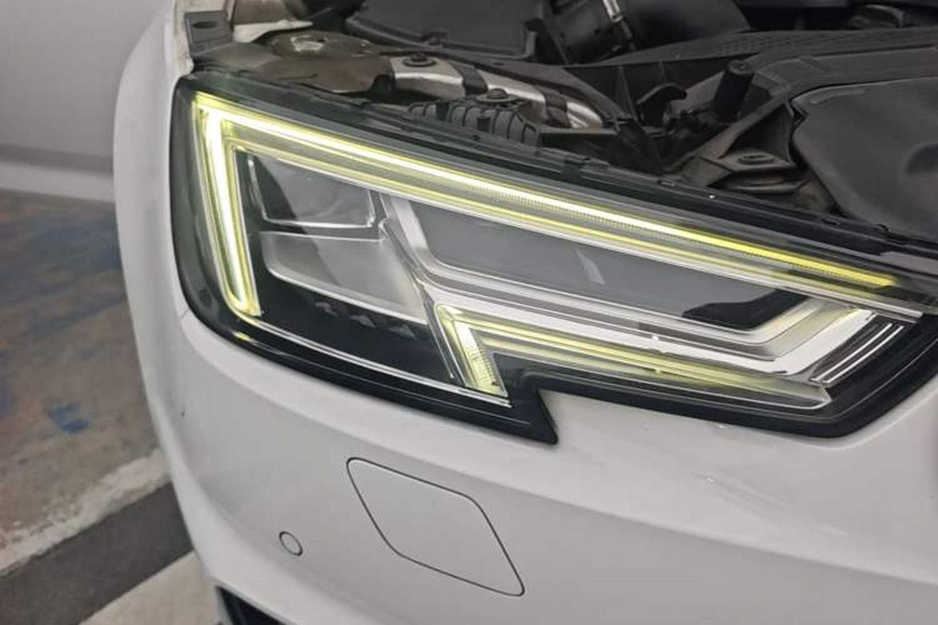 Used Audi A4L 2018 30th Anniversary Edition 40 TFSI Fashion Model Right Front Headlight