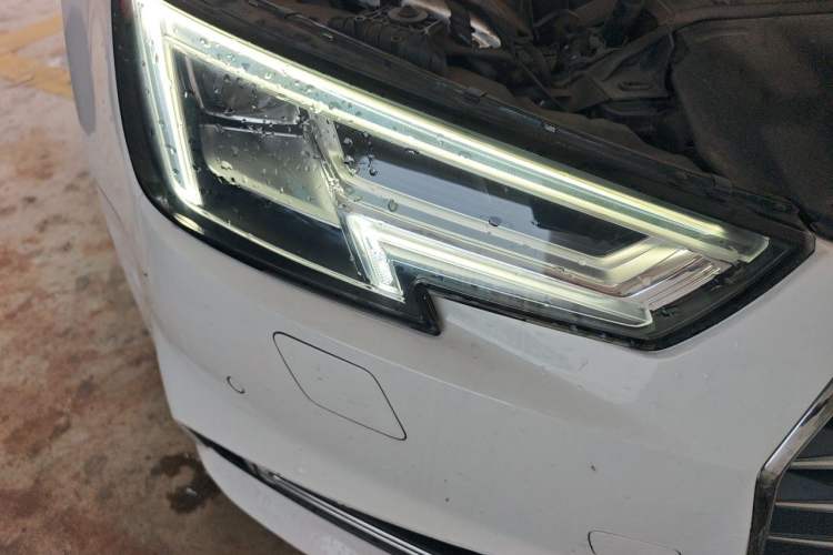 Used Audi A4L 2018 30th Anniversary Edition 40 TFSI Fashion Model Right Front Headlight