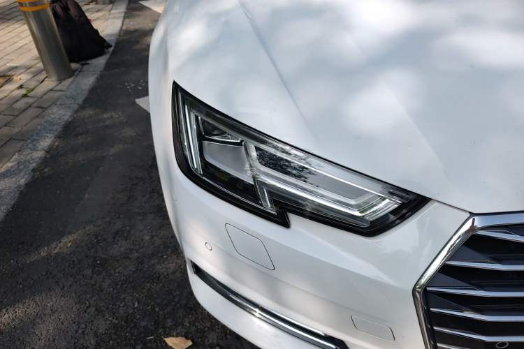 Used Audi A4L 2018 30th Anniversary Edition 40 TFSI Trendy Model Right Front Headlight