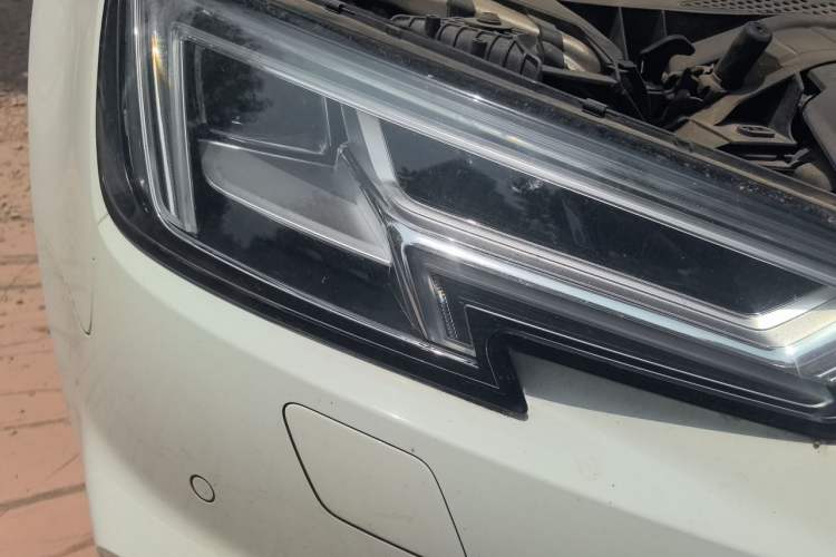 Used Audi A4L 2018 30th Anniversary Edition 40 TFSI Trendy Model Right Front Headlight