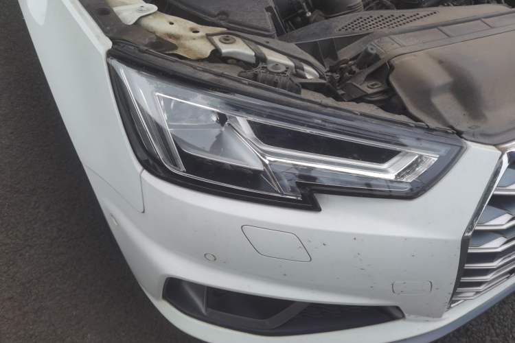 Used Audi A4L 2018 30th Anniversary Edition 40 TFSI Fashion Model Right Front Headlight