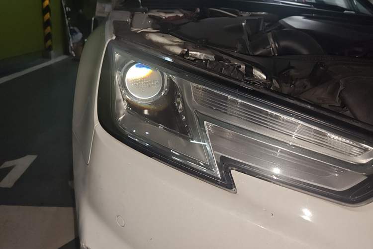 Used Audi A4L 2018 30th Anniversary Edition 40 TFSI Fashion Model Right Front Headlight