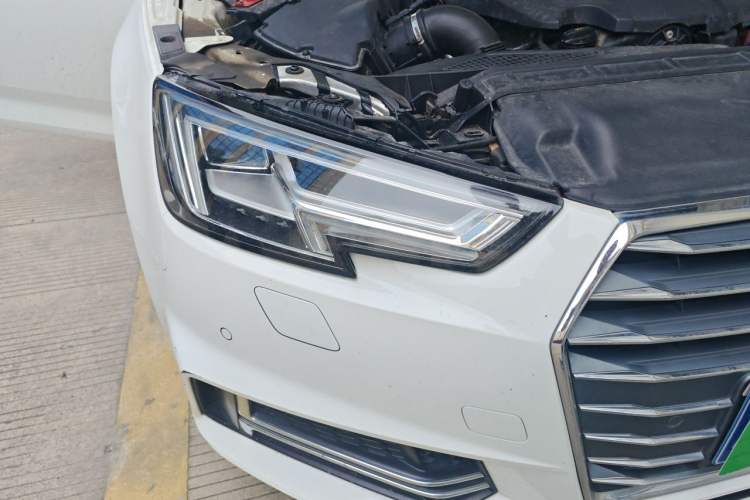 Used Audi A4L 2018 30th Anniversary Edition 40 TFSI Fashion Model Right Front Headlight