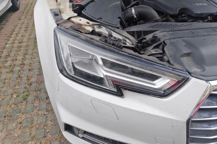Used Audi A4L 2018 30th Anniversary Edition 40 TFSI Fashion Model Right Front Headlight