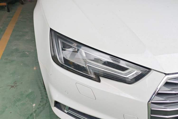 Used Audi A4L 2018 30th Anniversary Edition 40 TFSI Fashion Model Right Front Headlight