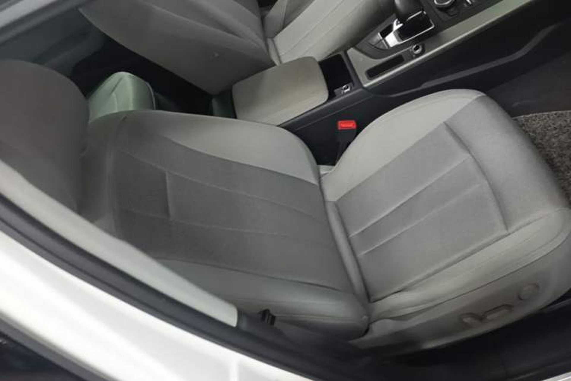 Used Audi A4L 2018 30th Anniversary Edition 40 TFSI Trendy Model Right Front Seat