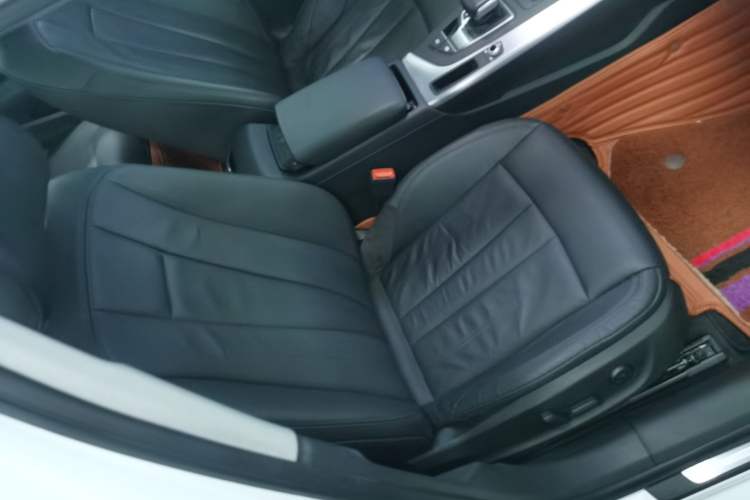 Used Audi A4L 2018 30th Anniversary Edition 40 TFSI Trendy Model Right Front Seat