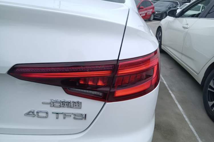 Used Audi A4L 2018 30th Anniversary Edition 40 TFSI Trendy Model Right Rear Taillight