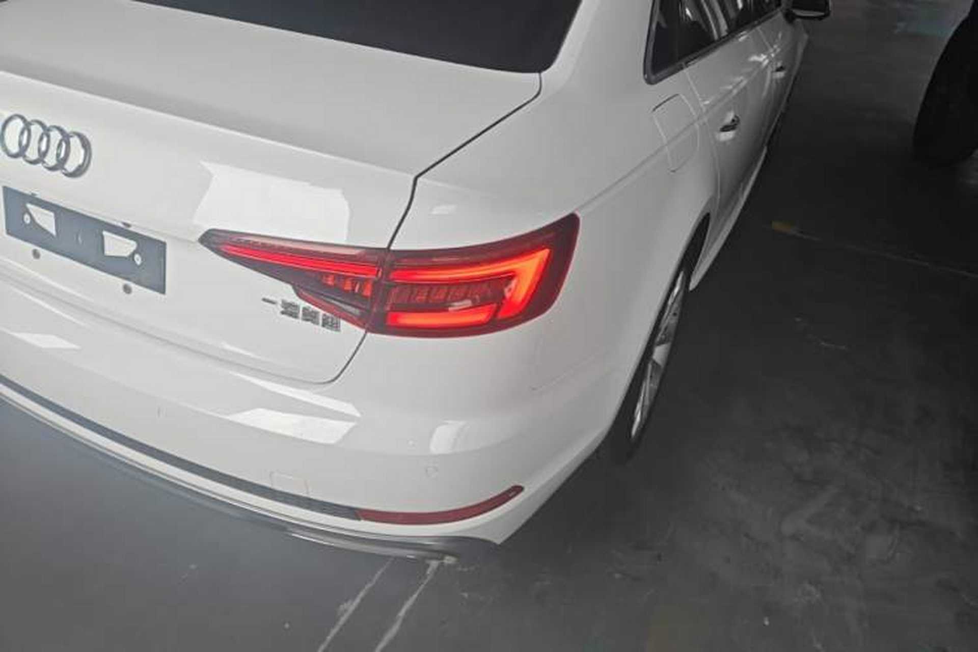 Used Audi A4L 2018 30th Anniversary Edition 40 TFSI Fashion Model Right Rear Taillight
