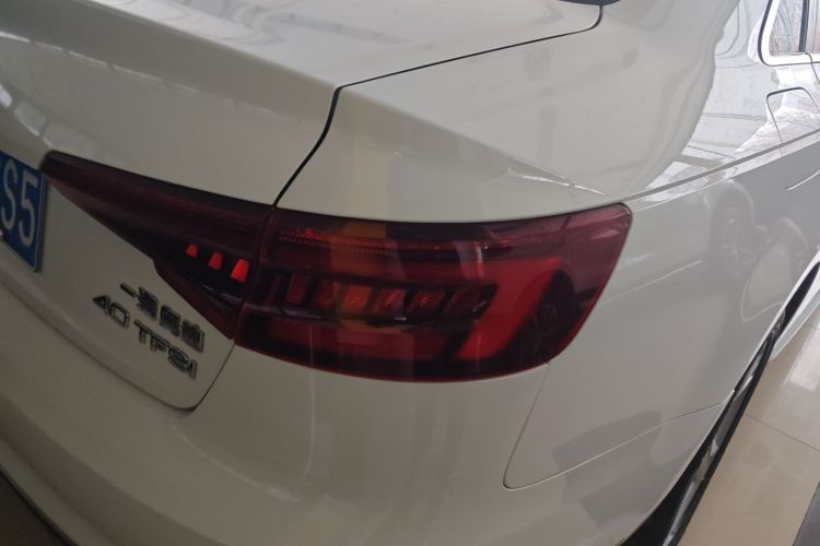 Used Audi A4L 2018 30th Anniversary Edition 40 TFSI Trendy Model Right Rear Taillight